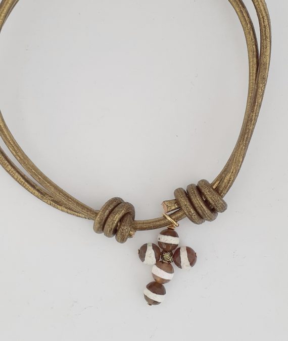 Gargantilla Cuero Cruz