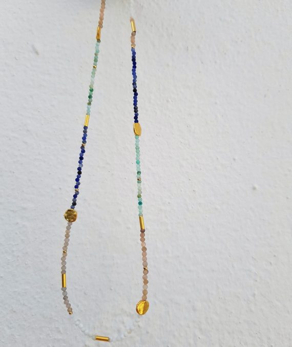 Gargantilla multicolor